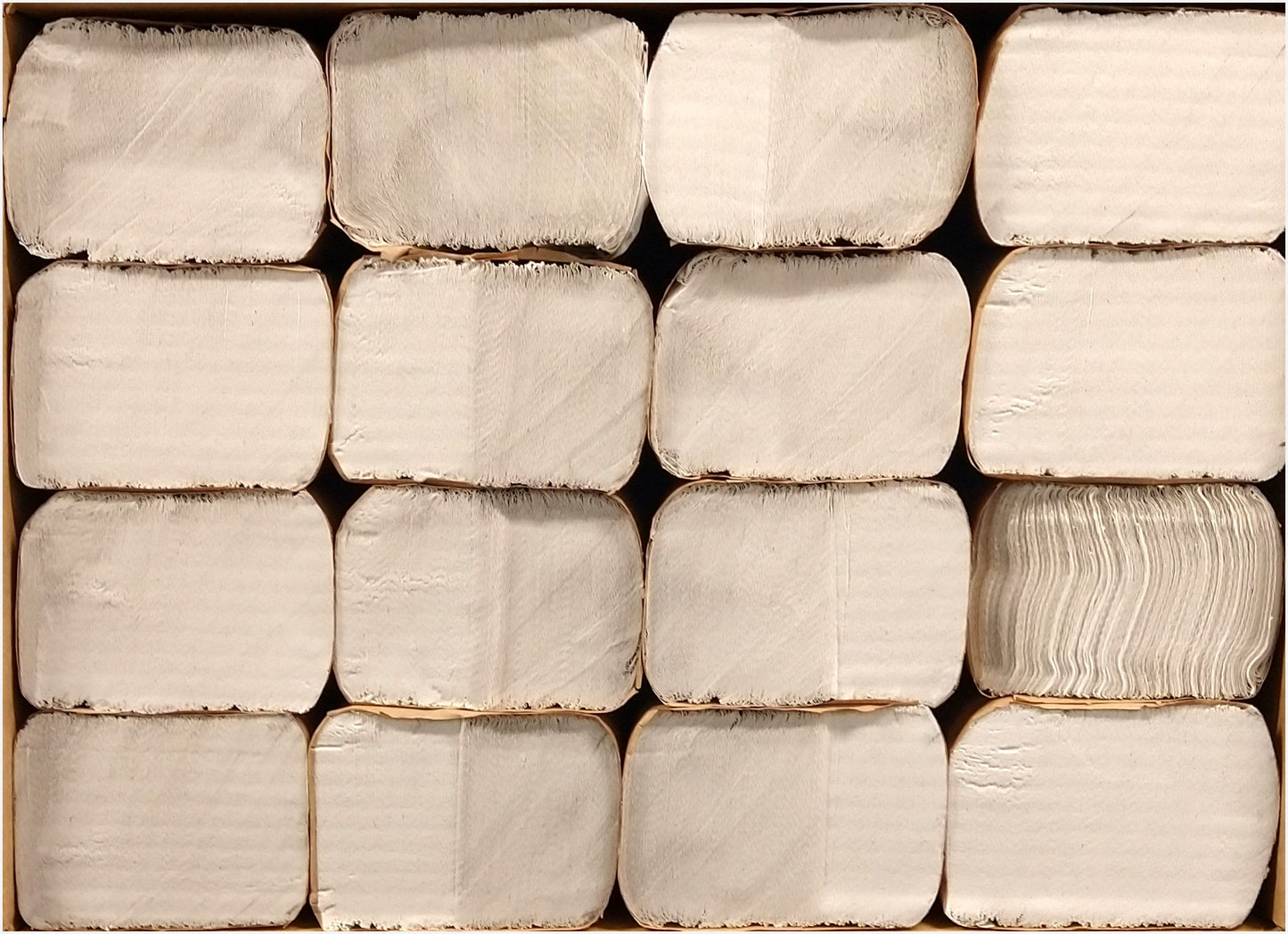 DISPENSADOR DE TOALLAS DE PAPEL BLANCO PLEGABLE EN C