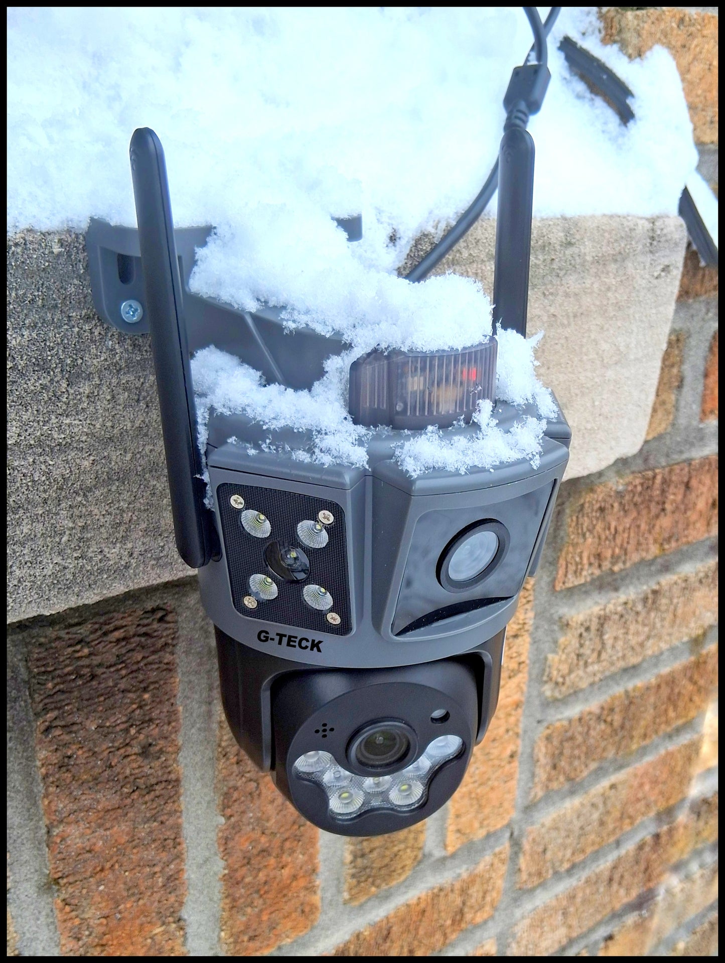 GT Outdoor triple lens Intelligent security camera