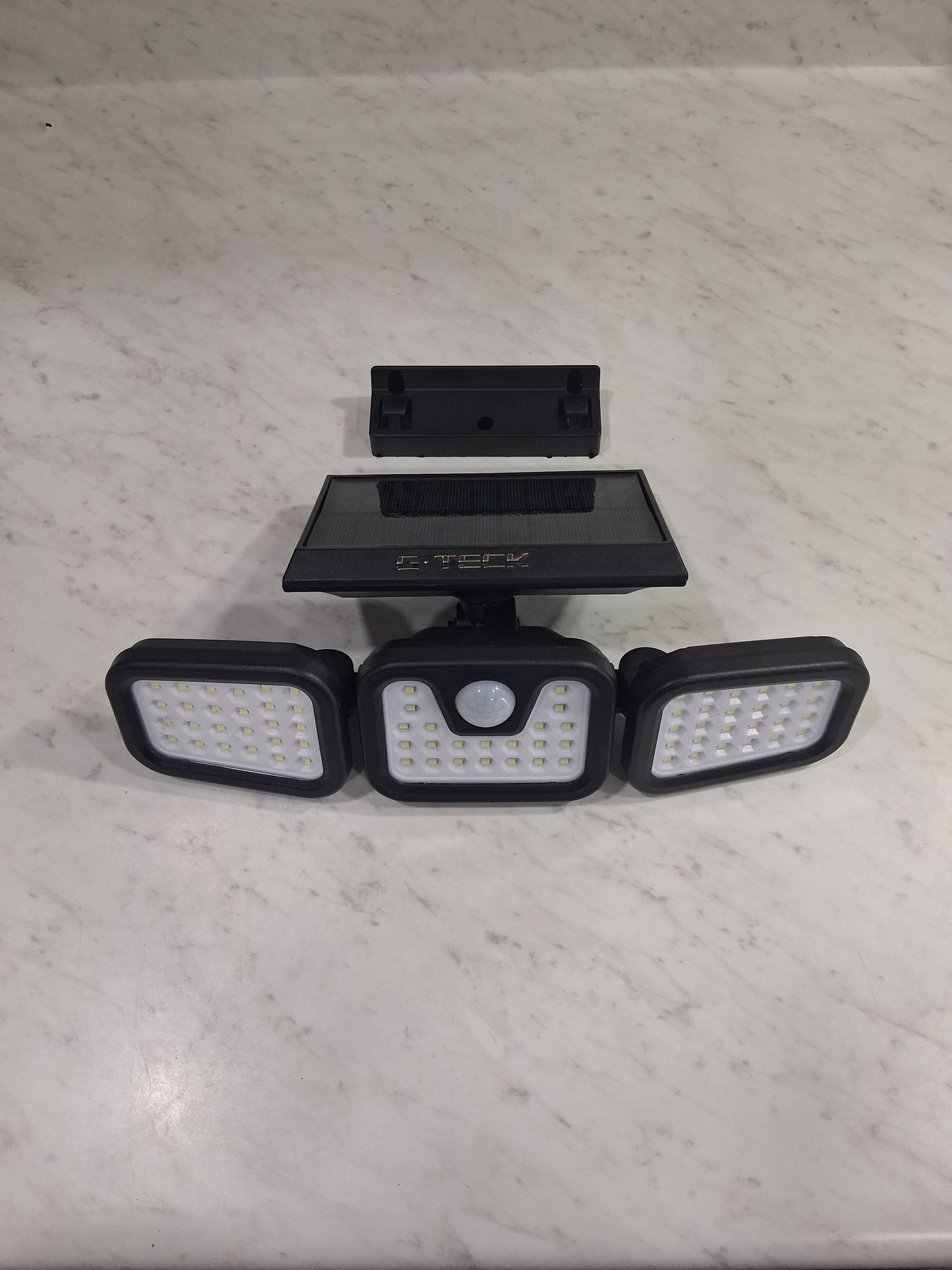 G TECK Solar powered outdoor lighting